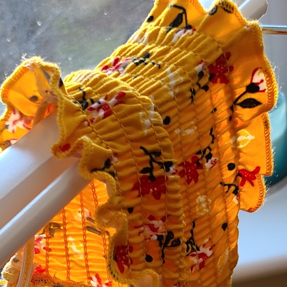 Cute romper! - Picture 3 of 3